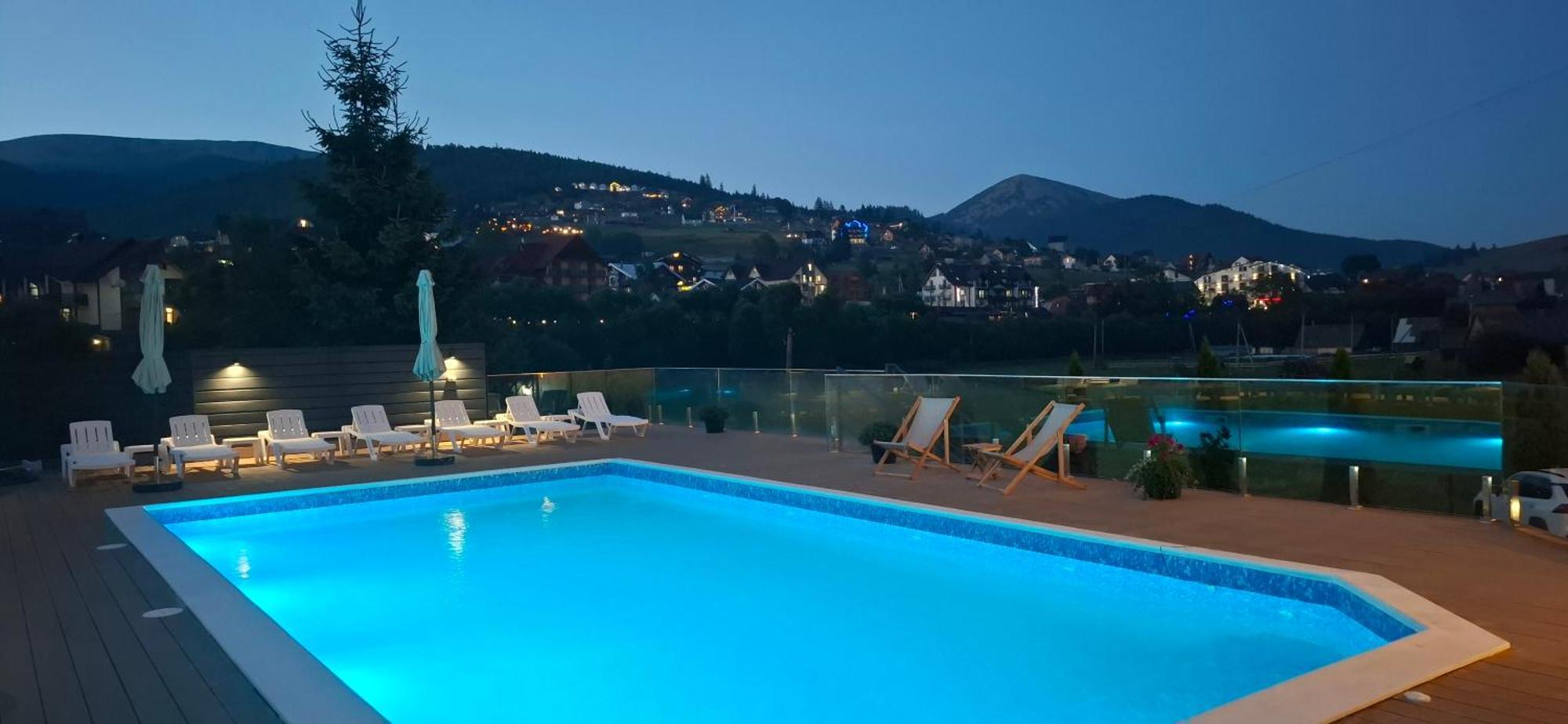 Karpatski Zori Hotel Bukowel Zewnętrze zdjęcie
